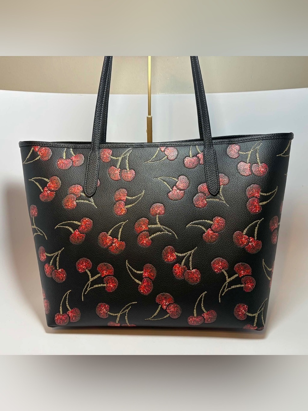 π Rare COACH City Tote in Glitter Cherry Print β NWOT W/Cherry Wristlet NWT - Picture 3 of 12